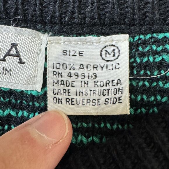 Vintage Genoa Sweater Womens Medium Black Green Acrylic Knit Crewneck 80s 90s - Picture 5 of 8